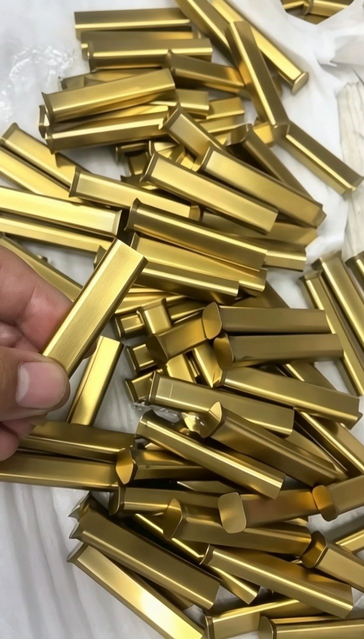 Tungsten carbide mold components including core pins and cavity inserts